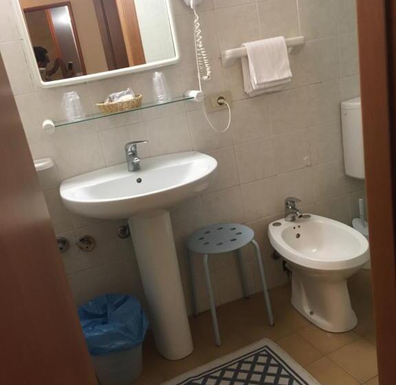 חדר אקונומי, Ulivo