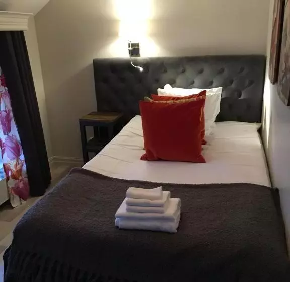 スーペリアシングルルーム, Karstorp Säteri – Hotell Och Konferens