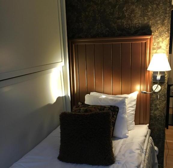 חדר סופריור יחיד, Karstorp Säteri – Hotell Och Konferens