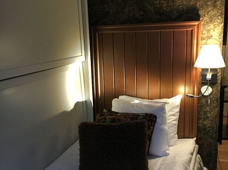 חדר סופריור יחיד, Karstorp Säteri – Hotell Och Konferens