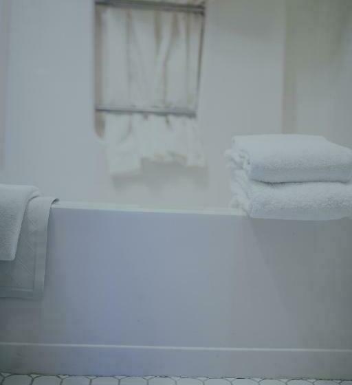 غرفة قياسية, The Hotel Ottumwa