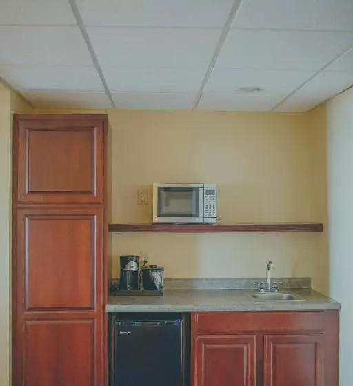 سوئیت با تخت بزرگ, The Hotel Ottumwa