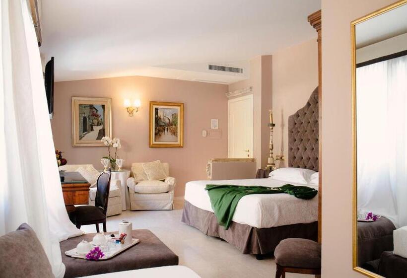 Полулюкс, Villa Taormina