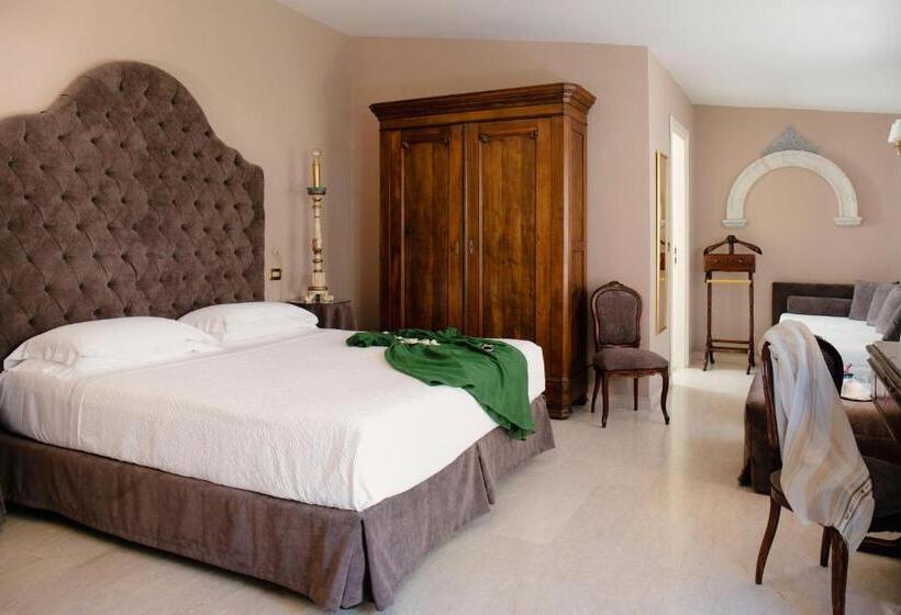 Полулюкс, Villa Taormina