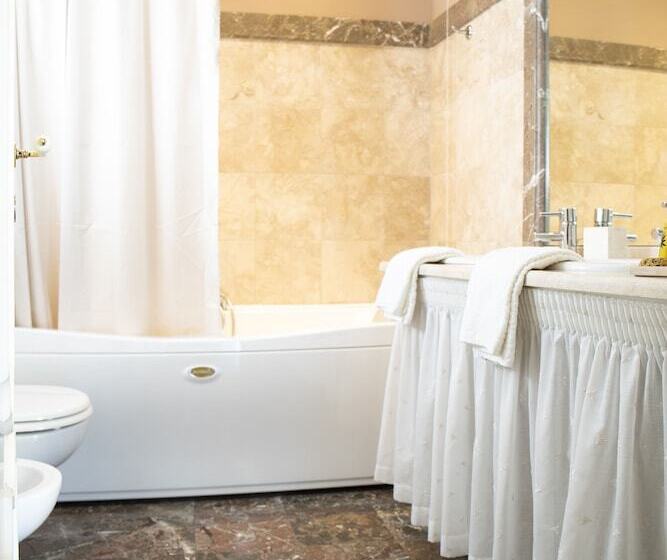 Полулюкс, Villa Taormina