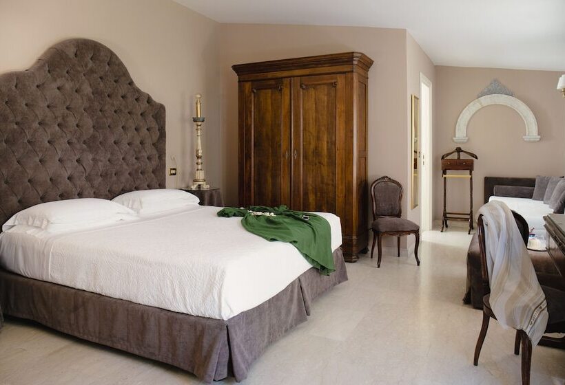 Полулюкс, Villa Taormina