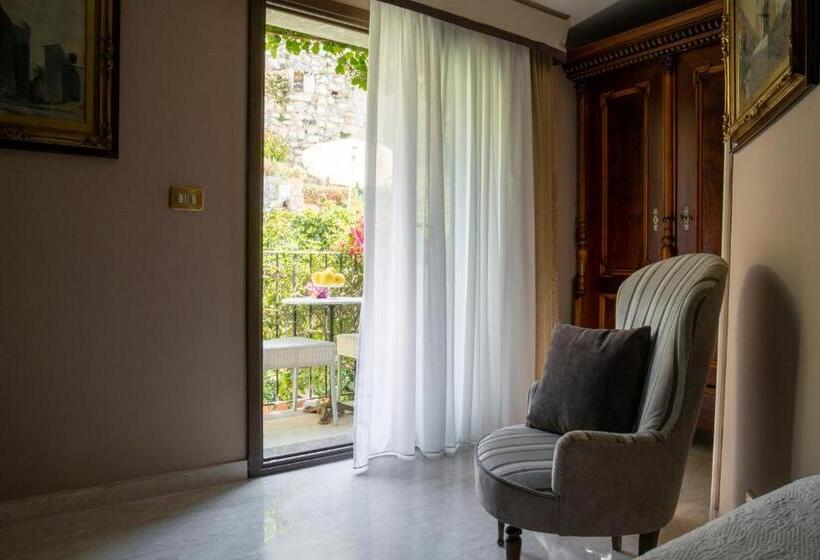 Полулюкс, Villa Taormina