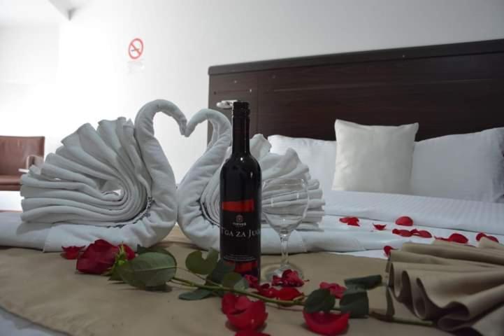 اتاق استاندارد سه نفره, Arabella