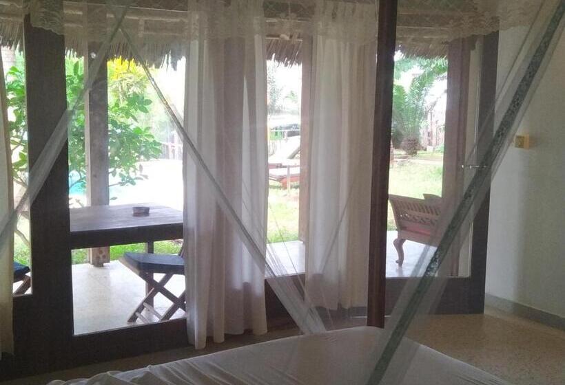 デラックスルーム, Art Hotel Zanzibar