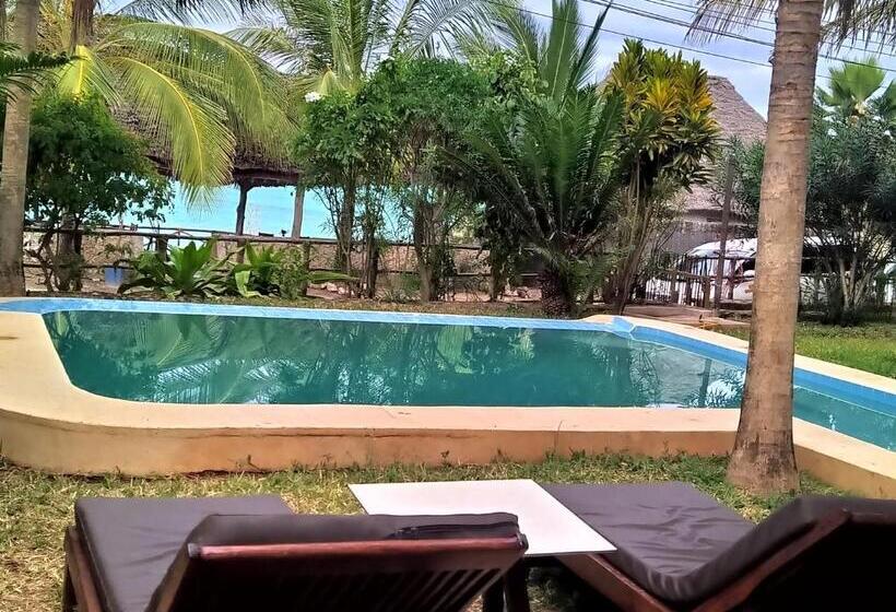 デラックスルーム, Art Hotel Zanzibar