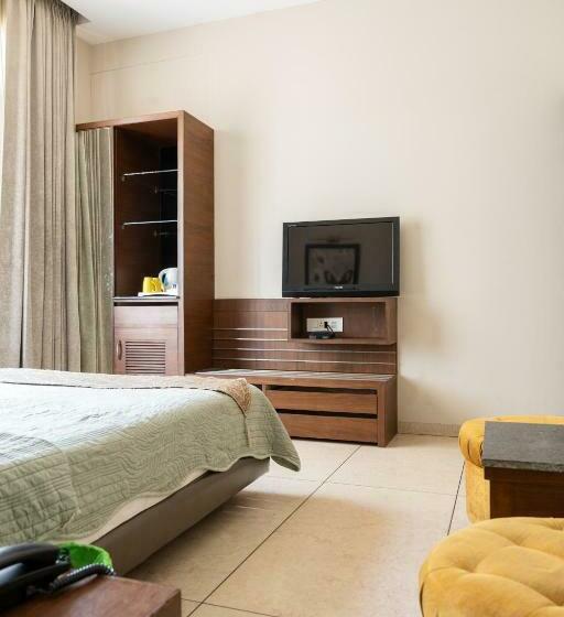 Deluxe Room, Kasauli Regency Stags Not Allowed