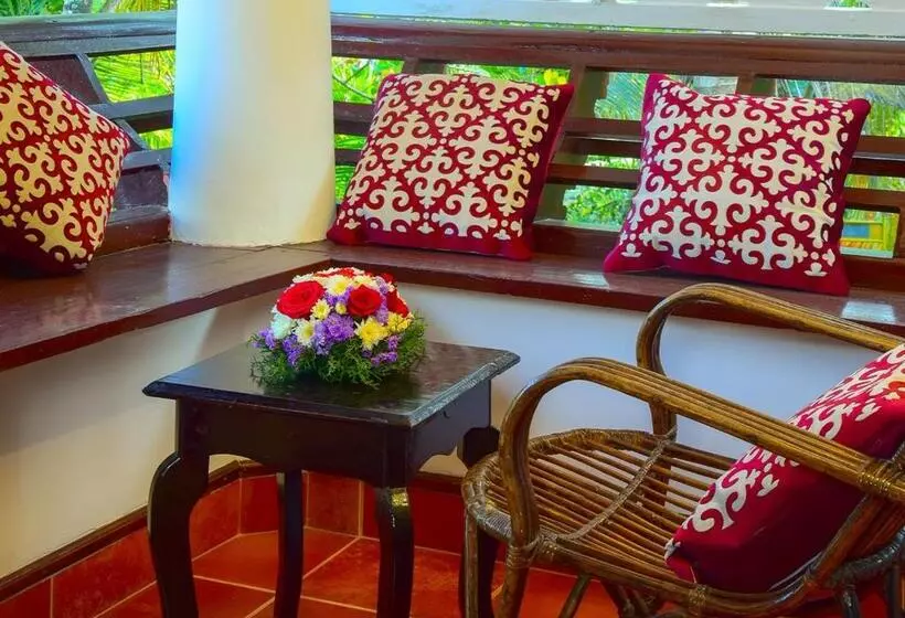 バルコニー付きデラックスルーム, Kumarakom Tharavadu   A Heritage Hotel, Kumarakom