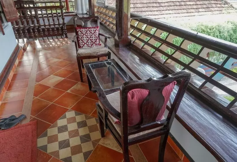 スーペリアールーム, Kumarakom Tharavadu   A Heritage Hotel, Kumarakom