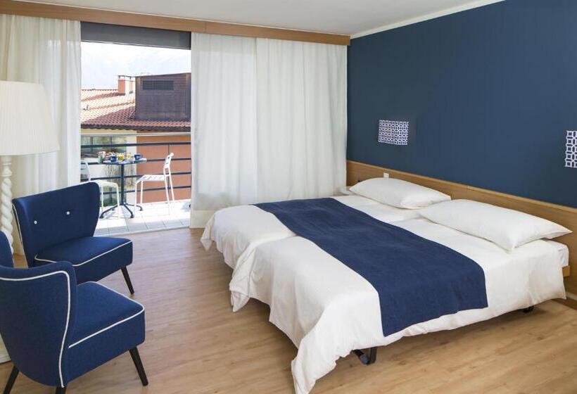 חדר סופריור, La Barca Blu