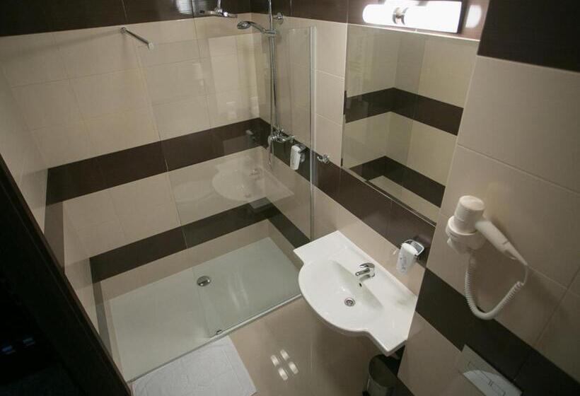 اتاق استاندارد, Luxor