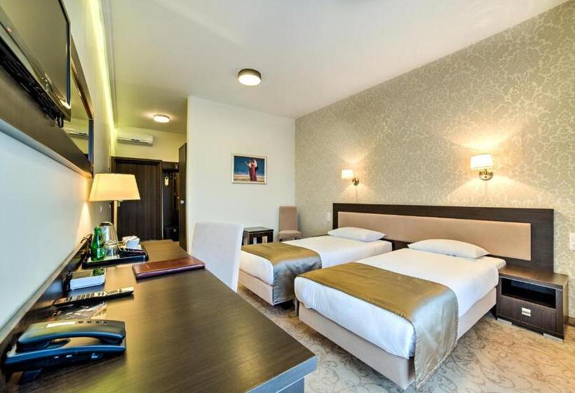 اتاق استاندارد, Luxor