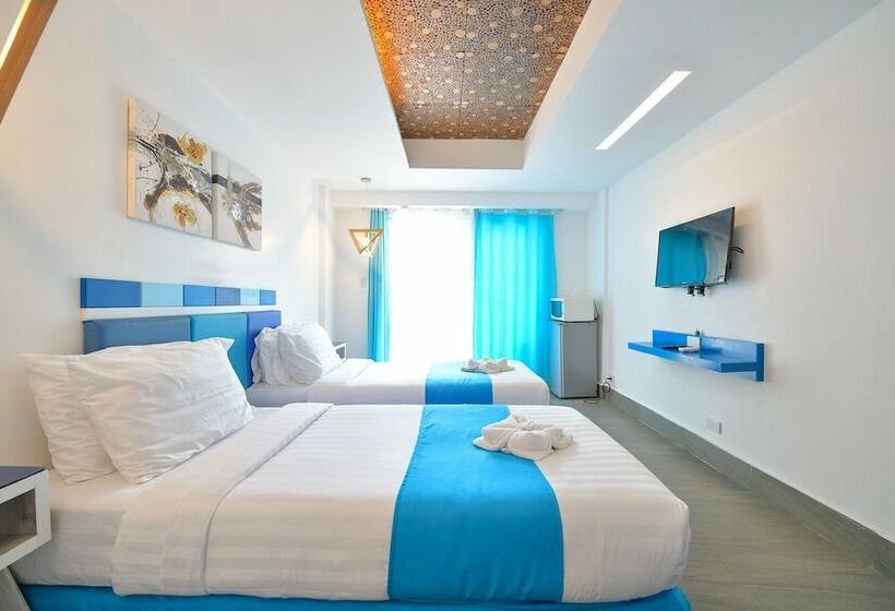 اتاق لوکس, One Azul