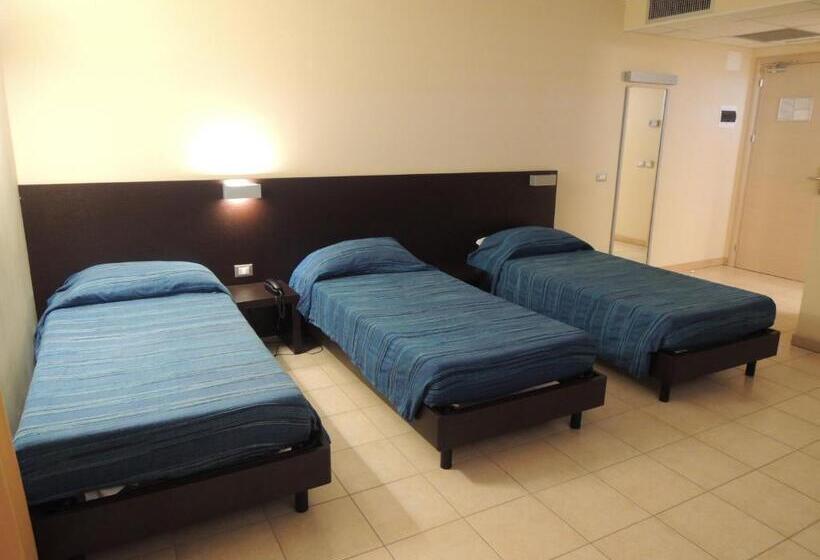 标准三人间, San Giorgio