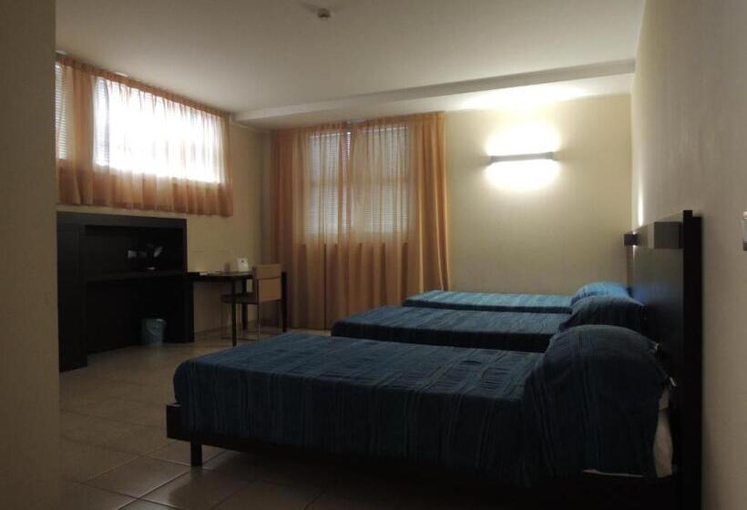 标准三人间, San Giorgio