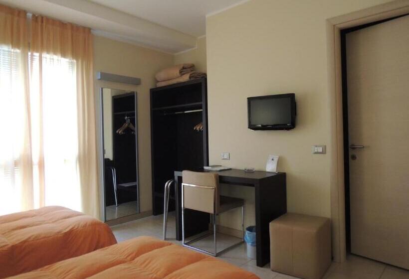 标准三人间, San Giorgio