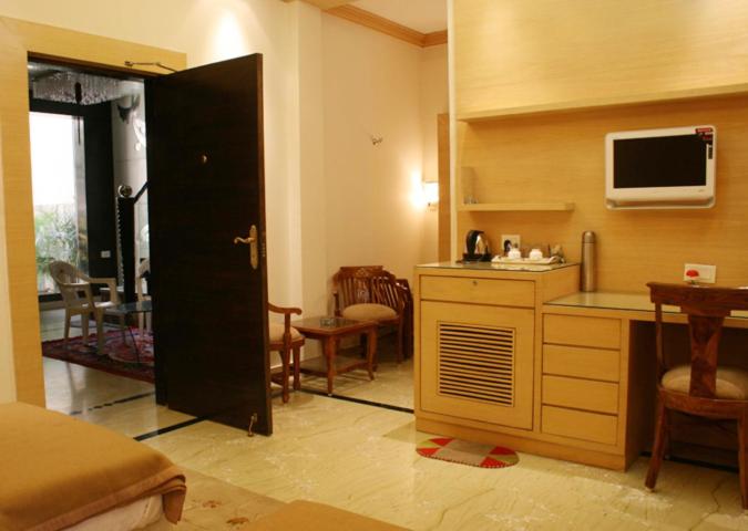 スイート（家族用）, Silver Leaf Noida