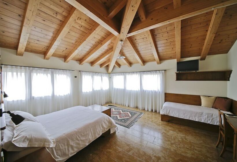 غرفة قياسية ثلاثية, Sporting Hotel San Felice