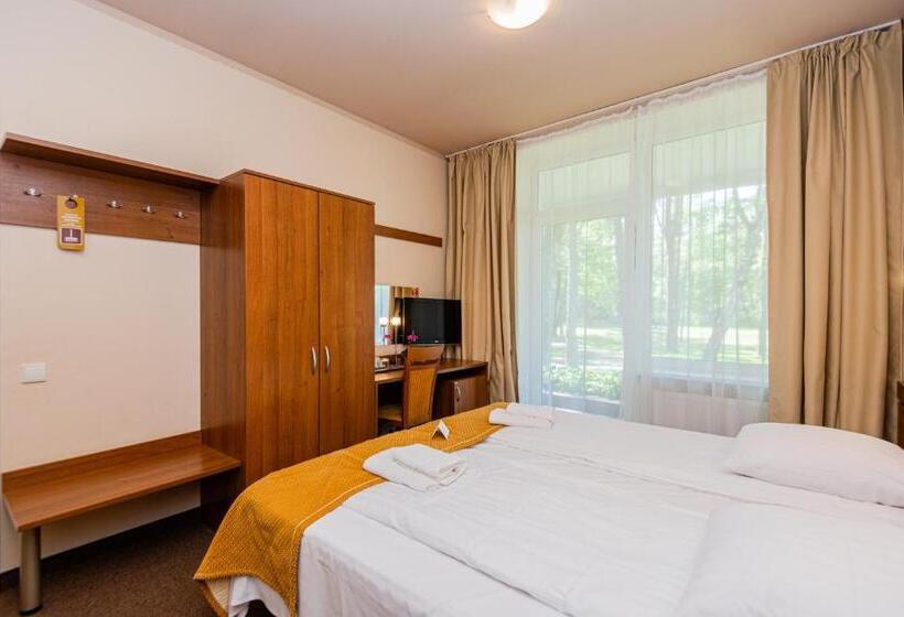 اتاق سوپریور, žuvėdra