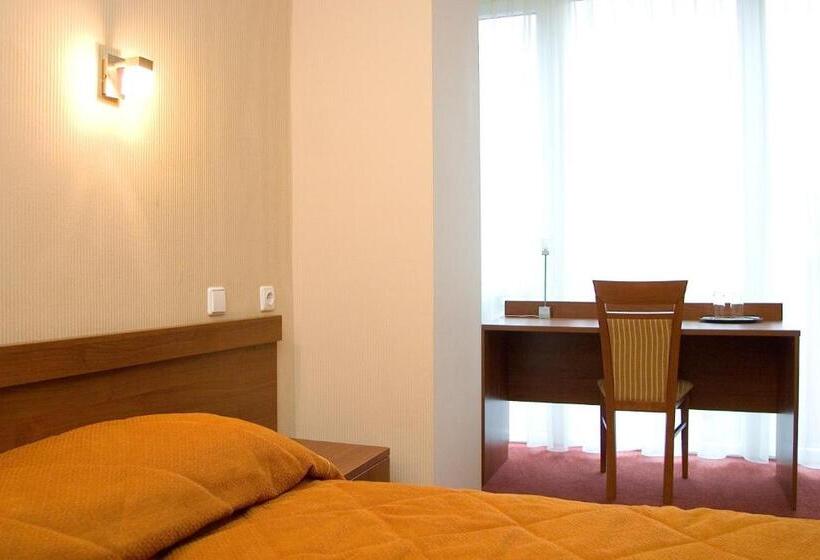 اتاق سوپریور, žuvėdra