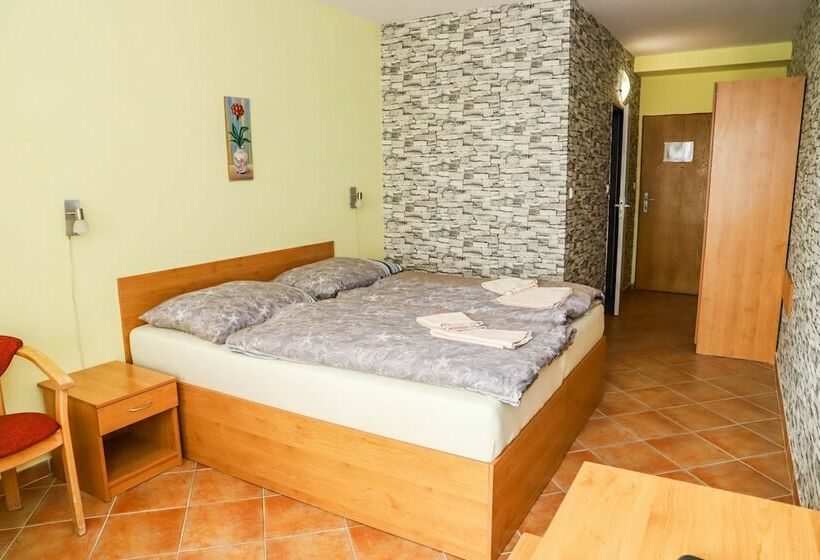 スタンダードルーム, Zatoka