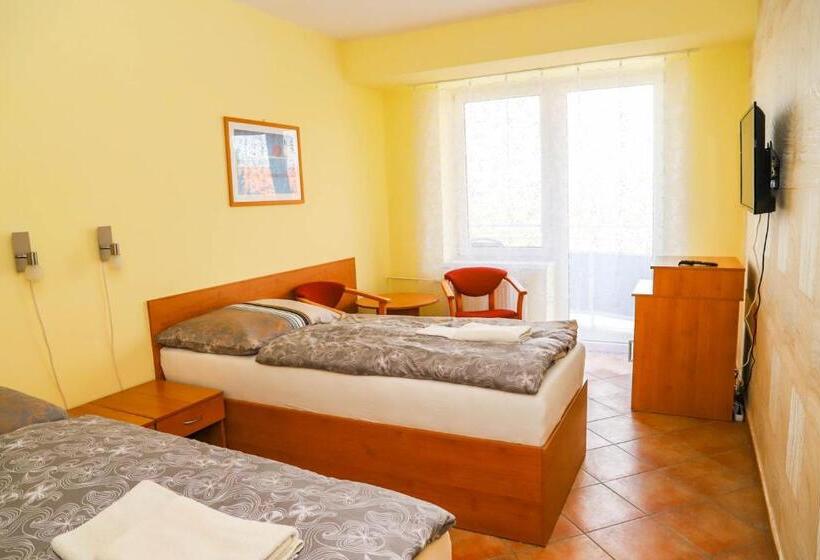 スタンダードルーム, Zatoka