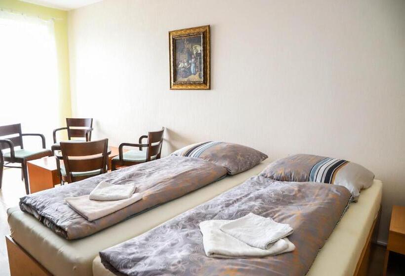 ２ベッドスイートルーム, Zatoka