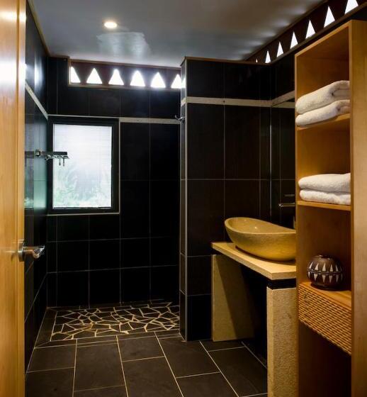 بانگلوی سوپریور, Maitai Lapita Village Huahine