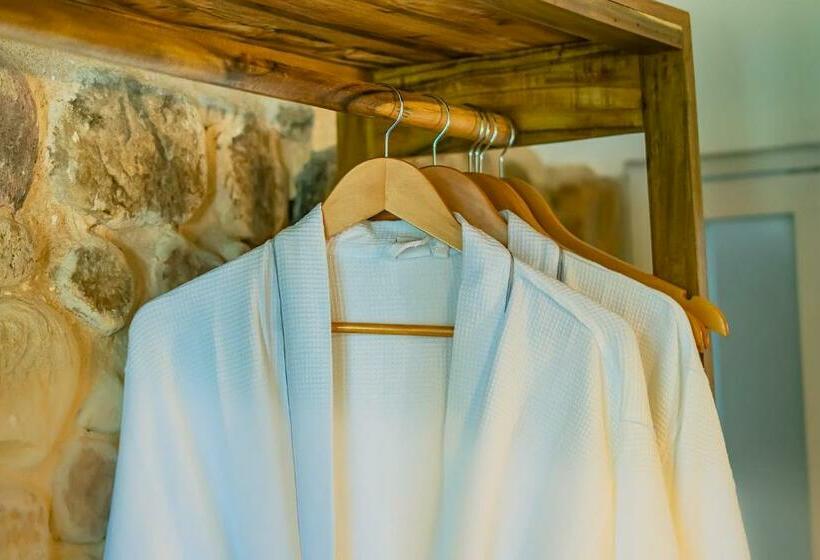 디럭스 룸, Green Valley Veal Pouch