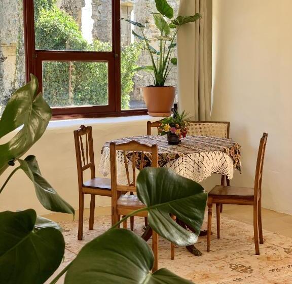 Семейный Номер, Alma Do Paço