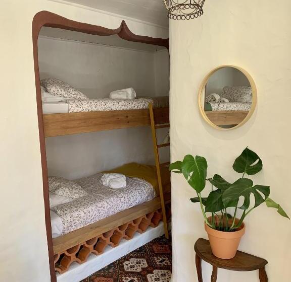 Семейный Номер, Alma Do Paço