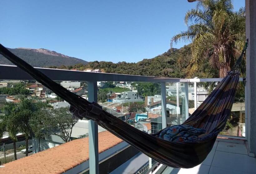 带阳台套房, Hospedagem Sol Nascente