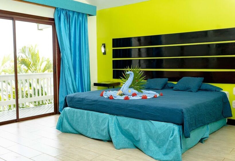 اتاق استاندارد با تخت بزرگ, Fantasy Island Beach Resort And Marina   All Inclusive