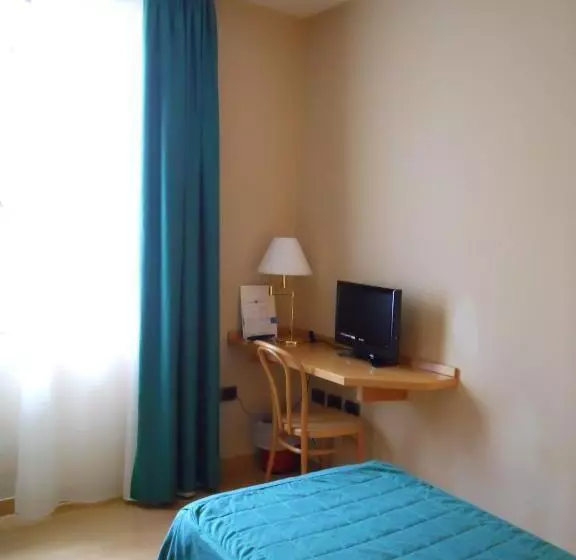 اتاق استاندارد یک نفره, Albergo Italia