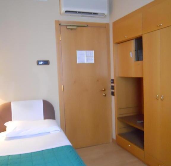 스탠다드 싱글 룸, Albergo Italia