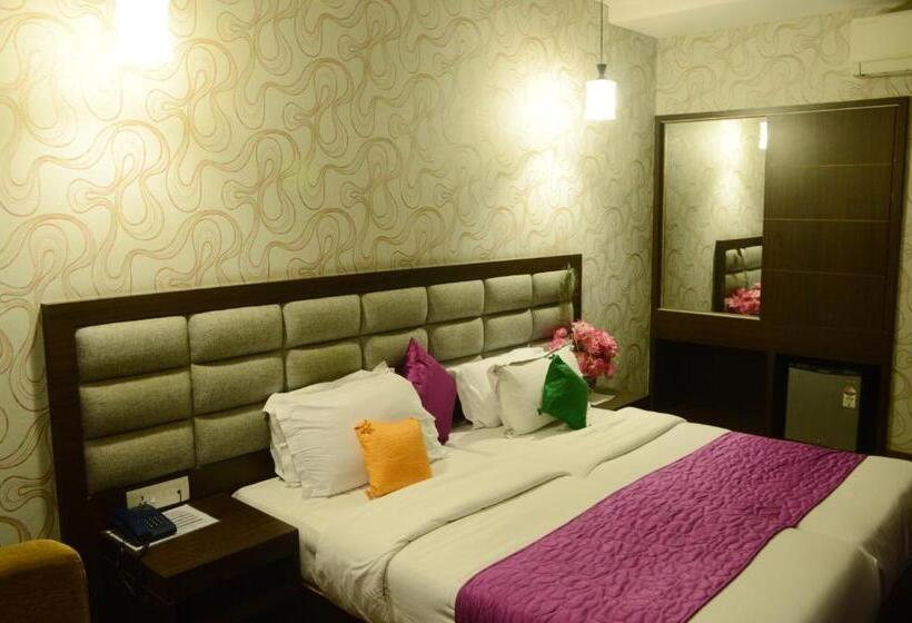 デラックスルーム, Buddha