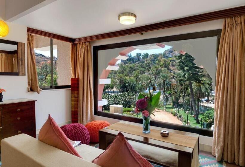 Студия Стандарт, Chacha Inn  The Garden Retreat