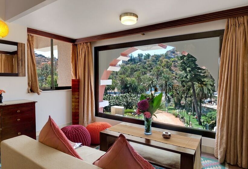 Студия Стандарт, Chacha Inn  The Garden Retreat