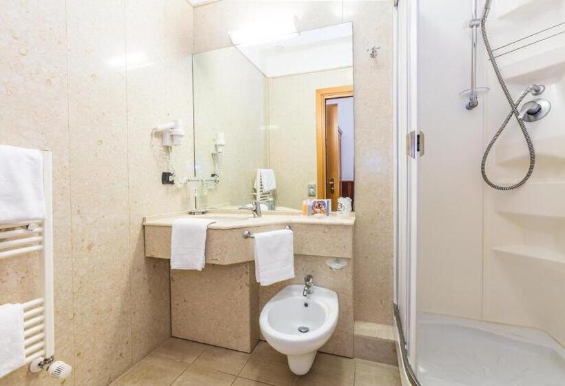 Номер Стандарт, Duomo