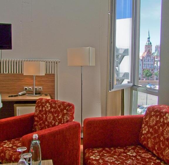 غرفة كومفورت, Hiddenseer