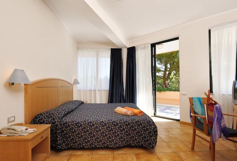 스탠다드 트리플 룸, I Melograni