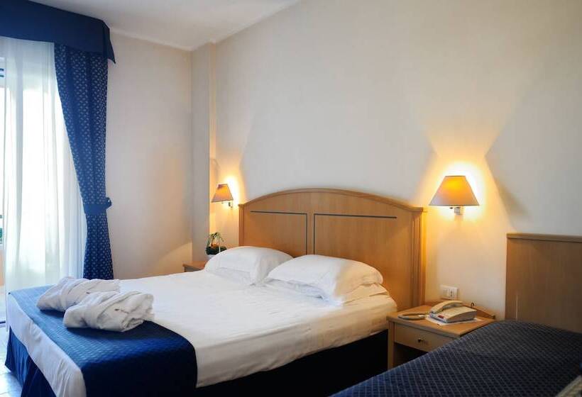 스탠다드 트리플 룸, I Melograni