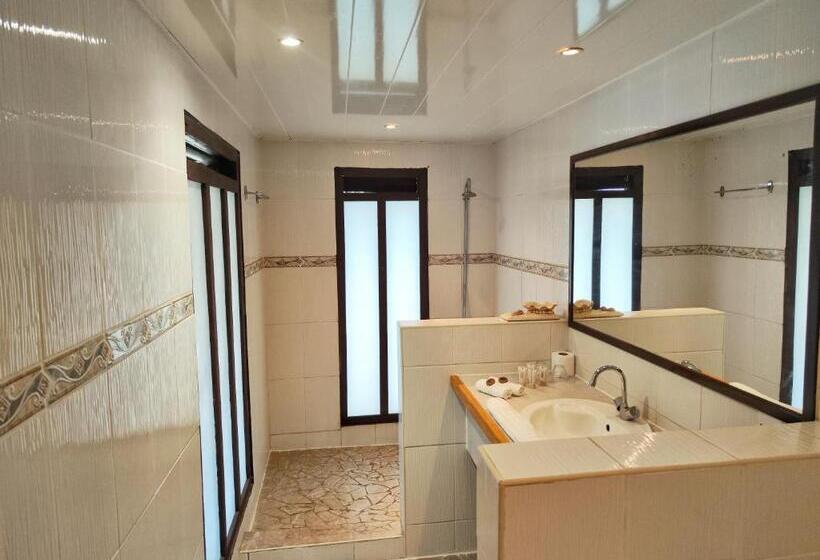 بانگلوی استاندارد, Kaveka