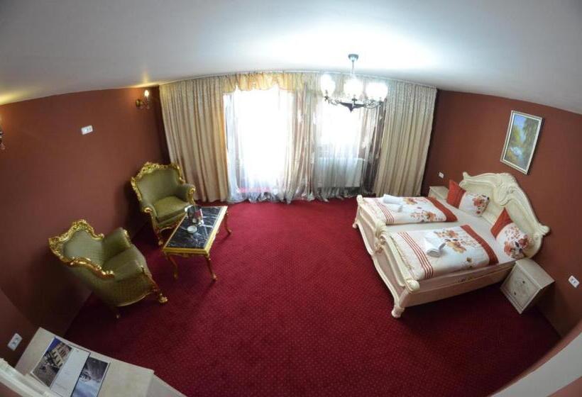 Suite com Varanda, Le Baron