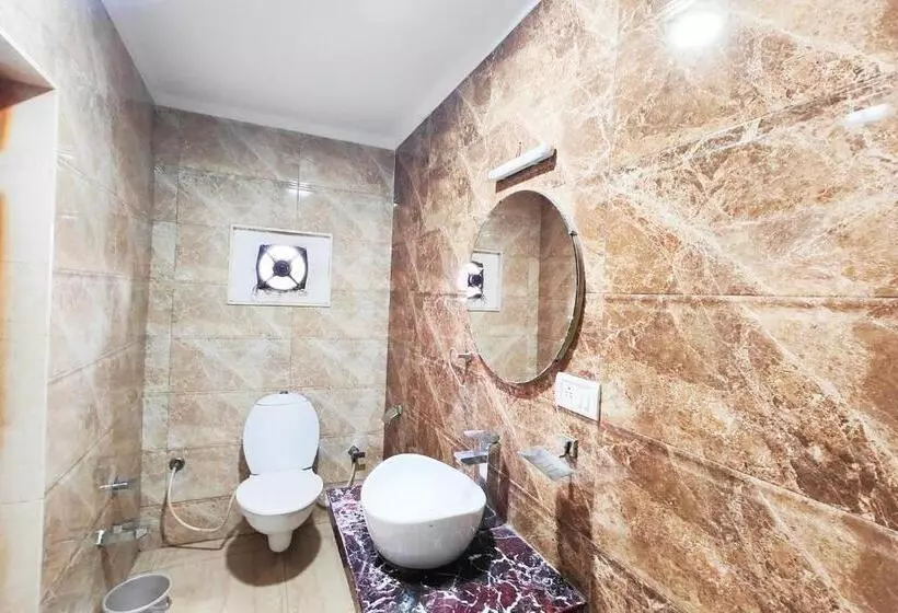 اتاق لوکس, Maharaja International