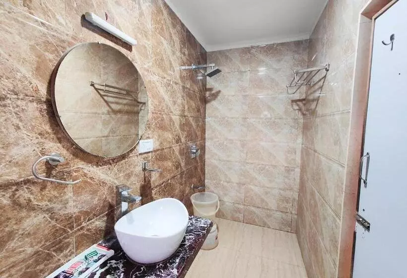 اتاق لوکس, Maharaja International